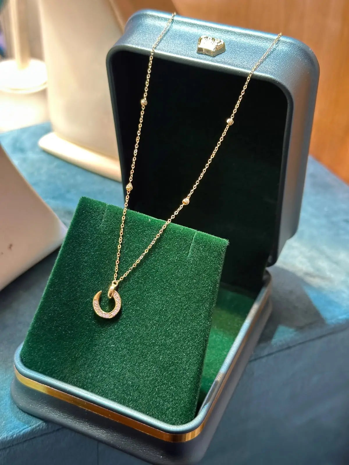 Chaine petit clou OR 18K